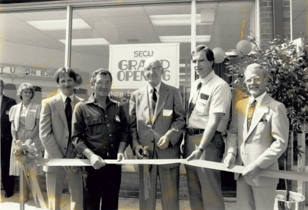 LaVale Grand Opening 1986